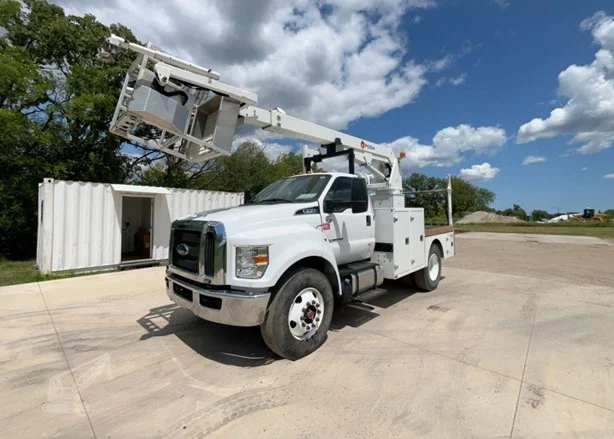 2023 POSI-PLUS 800-40 MOUNTED ON 2023 FORD F750