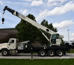 2010 National 1400A MOUNTED ON 2010 INTERNATIONAL PAYSTAR 5000