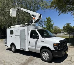 2016 Versalift VAN TEL29NE01 MOUNTED ON 2016 FORD E350