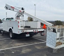 2001 ELLIOTT ECA411A MOUNTED ON 2001 FORD F550 SD XL