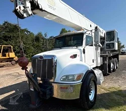 2007 Altec AC38-103S MOUNTED ON 2007 PETERBILT 340 Boom Truck Cranes for Sale