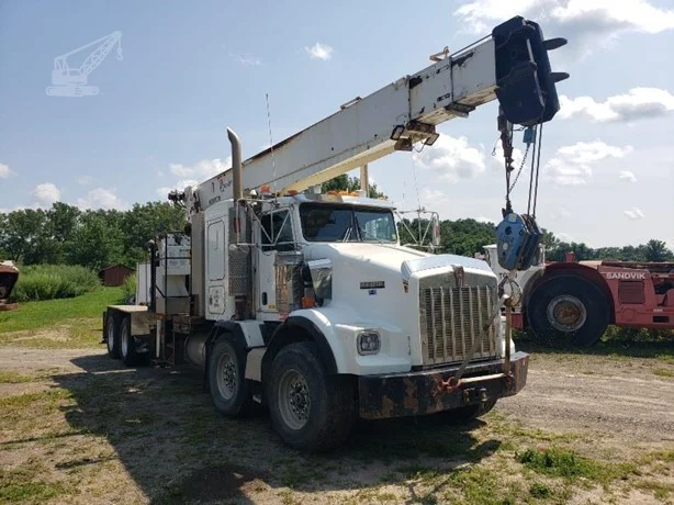 2007 WELDCO HYDRALIFT HL30TC70 MOUNTED ON 2007 KENWORTH T800