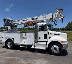 2016 TEREX COMMANDER 4047 MOUNTED ON 2016 PETERBILT 337