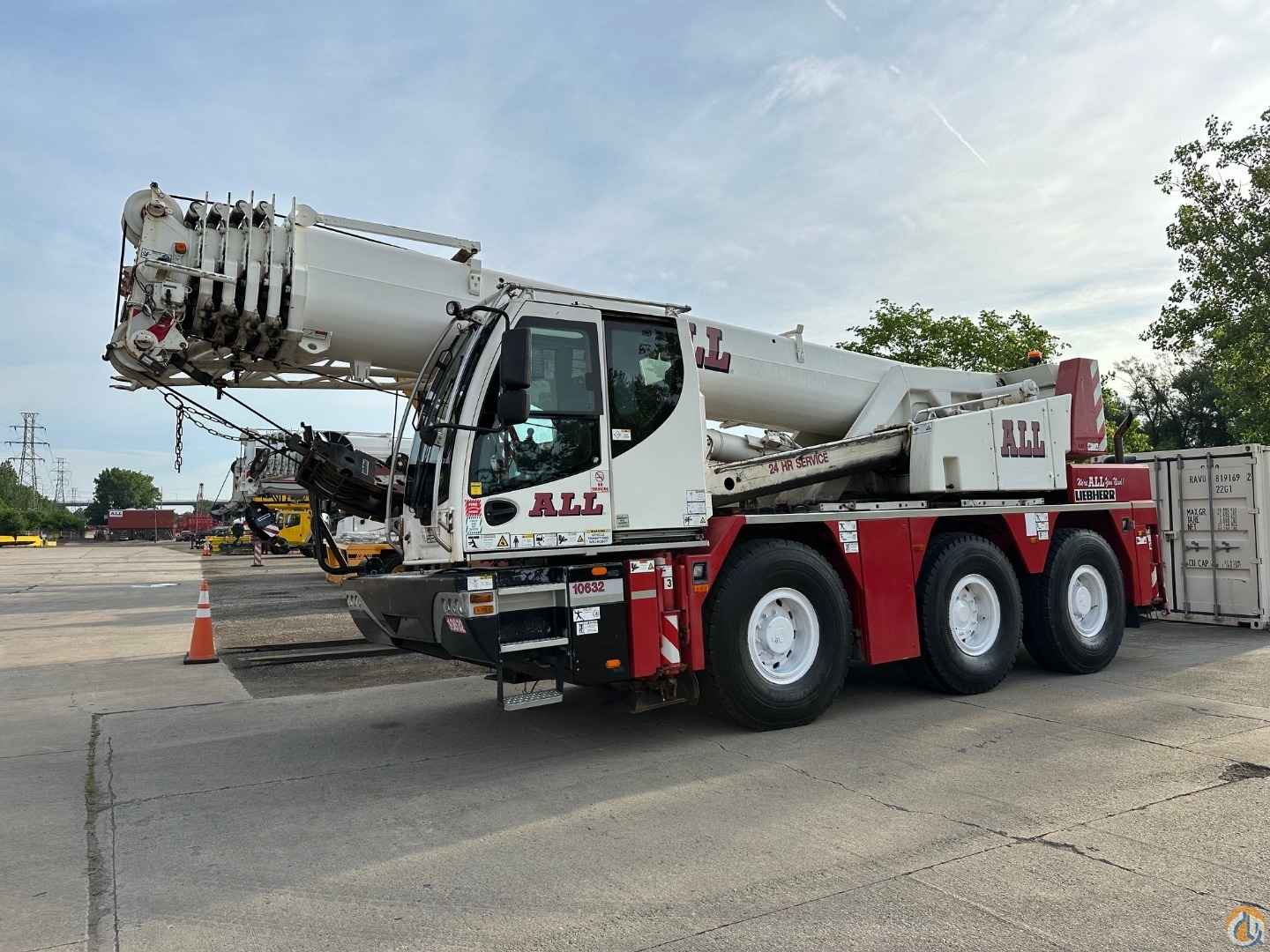 2013 Liebherr LTC 1045-3.1
