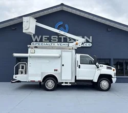 2006 Altec AA28D MOUNTED ON 2006 CHEVROLET KODIAK C4500