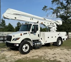 2016 Altec AA55 MOUNTED ON 2026 INTERNATIONAL MV