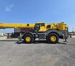 2013 Grove RT880E