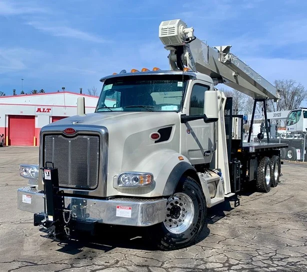 2026 NATIONAL 800D MOUNTED ON 2027 PETERBILT 567