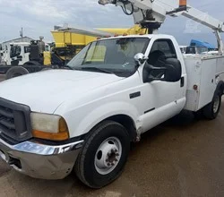 2000 Altec AT35G MOUNTED ON 2000 FORD F350