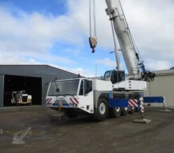 2009 DEMAG AC 100
