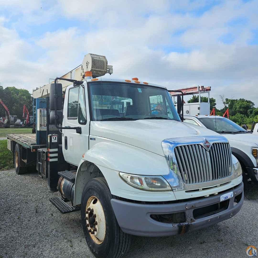 2009 National Crane Crane