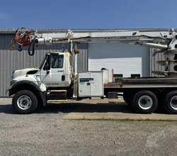 2008 TEREX COMMANDER 6060 MOUNTED ON 2008 INTERNATIONAL WORKSTAR 7400