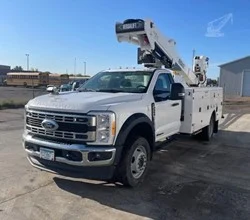 2023 Versalift VST40MHI MOUNTED ON 2023 FORD F550 SD
