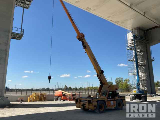 2014 Broderson IC-200-3H Carry Deck / Pick & Carry Cranes for Sale or Auction