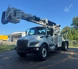 2023 ALTEC DM47BTR MOUNTED ON 2024 INTERNATIONAL MV