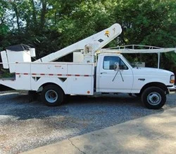 1995 Versalift ET32LE MOUNTED ON 1995 FORD F450 SD
