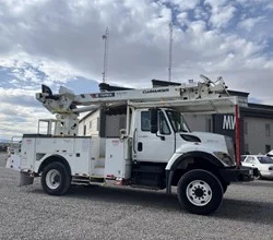 2014 Terex COMMANDER 4045 MOUNTED ON 2014 INTERNATIONAL WORKSTAR 7300
