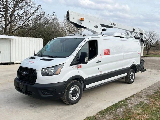 2026 VERSALIFT VAN TEL29NE MOUNTED ON 2026 FORD TRANSIT