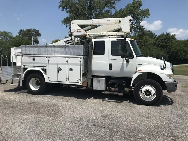 2010 HI RANGER TL41M MOUNTED ON 2010 INTERNATIONAL DURASTAR 4400