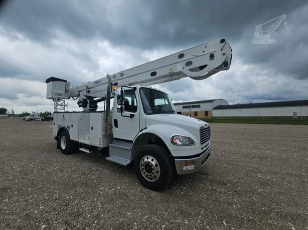 2023 VERSALIFT VN555MHI MOUNTED ON FREIGHTLINER BUSINESS CLASS M2 106