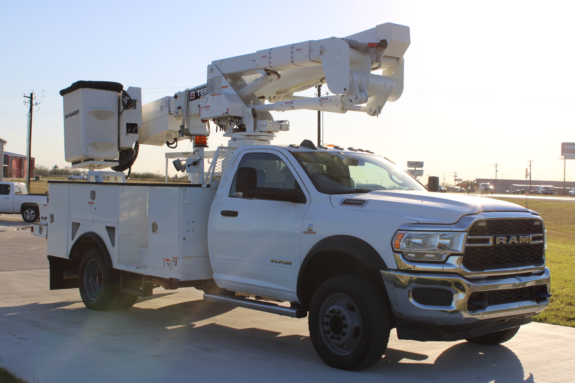 2019 Terex TL37M