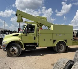 2011 Terex TL41M MOUNTED ON 2011 INTERNATIONAL DURASTAR 4300