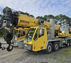 2013 GROVE TMS9000E