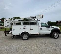 2011 Altec AT235 MOUNTED ON 2011 FORD F550
