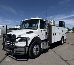 2022 Summit TRUCK BODIES 10629 MOUNTED ON 2022 FREIGHTLINER BUSINESS CLASS M2 106