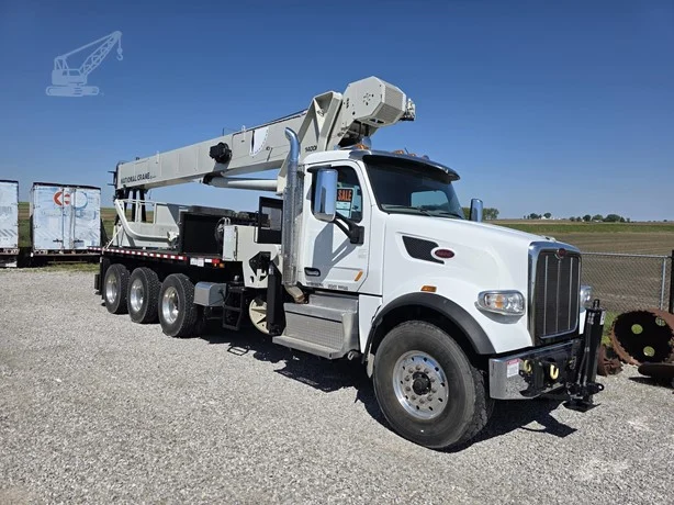 2017 NATIONAL 1400H MOUNTED ON 2019 PETERBILT 567