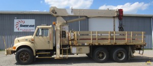 1995 National 638C