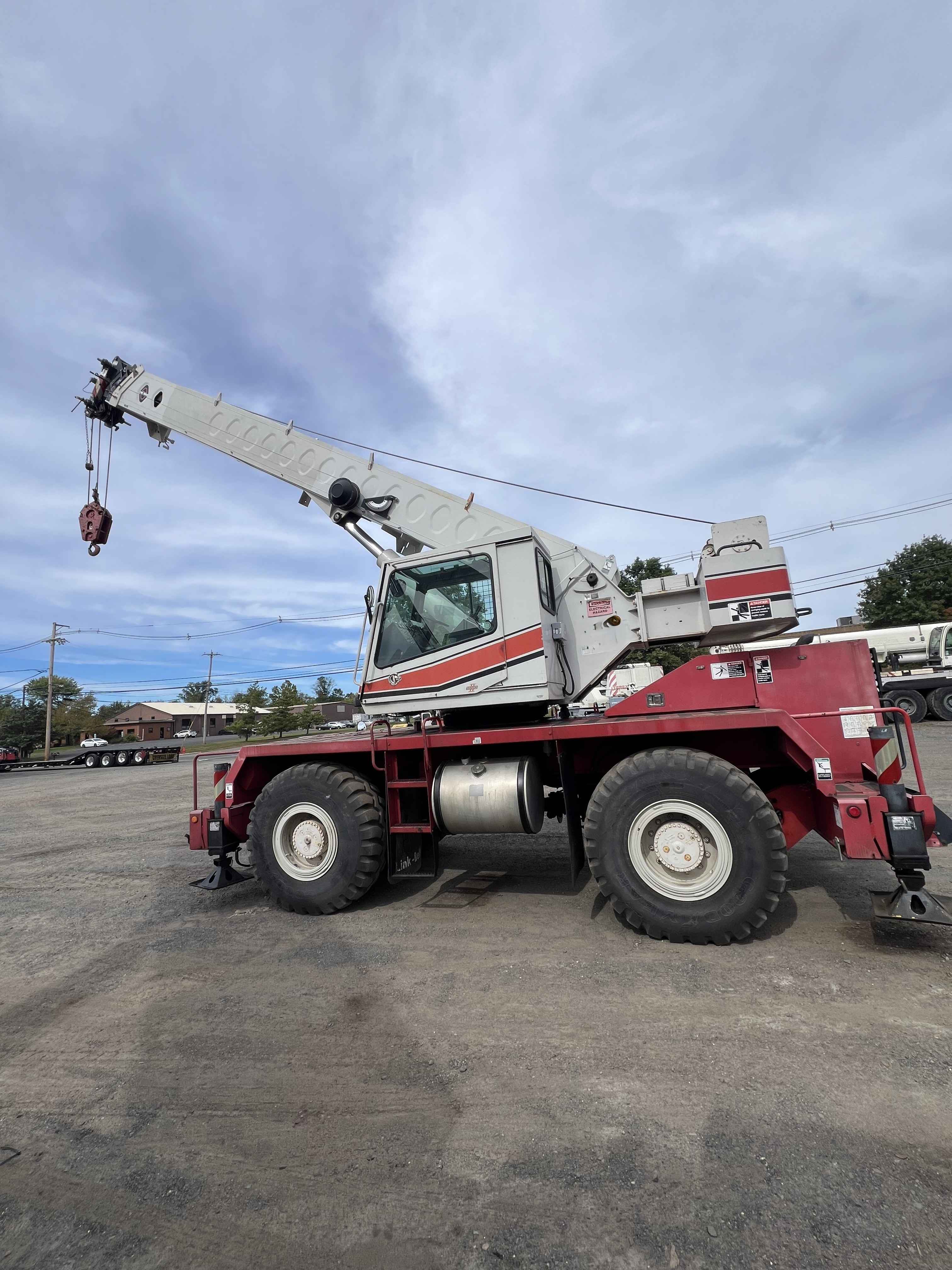 2000 Link-Belt RTC-8030 Series II Rough Terrain Cranes for Sale
