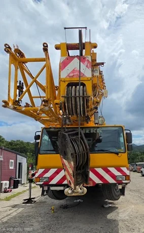 2001 Liebherr LTM1100-2