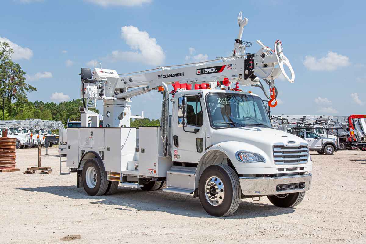 2024 Terex Commander 4047