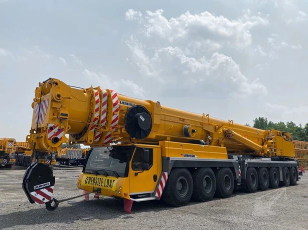 2017 LIEBHERR LTM1500-8.1
