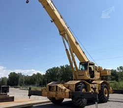 Grove RT745