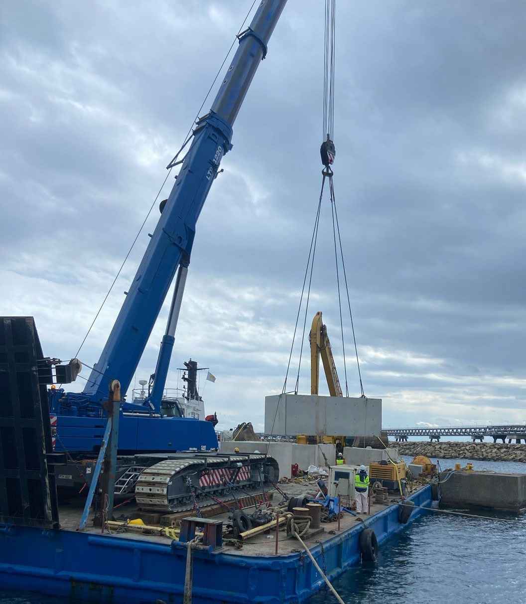 2023 Liebherr LTR1220