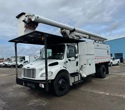 2012 Altec LRV56 MOUNTED ON 2012 FREIGHTLINER BUSINESS CLASS M2 106