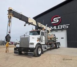 2003 National 600D MOUNTED ON 2003 KENWORTH W900B