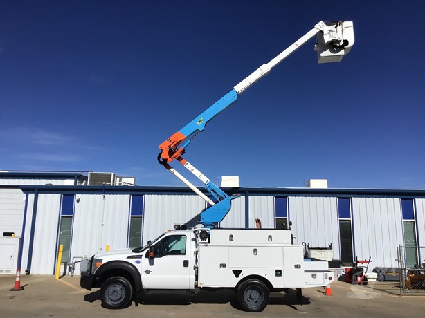 2013 ALTEC AT37G MOUNTED ON 2013 FORD F550