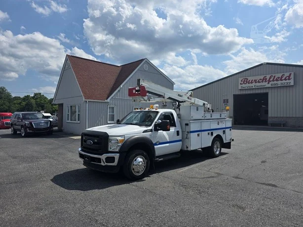 2013 VERSALIFT SST40EIH-01 MOUNTED ON 2014 FORD F550