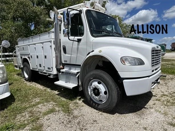 2012 ALTEC TA41M MOUNTED ON 2012 FREIGHTLINER BUSINESS CLASS M2 106