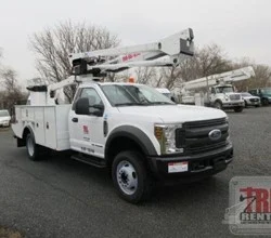 2019 VERSALIFT SST40EIH MOUNTED ON 2019 FORD F550