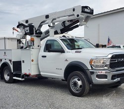 2019 VERSALIFT VST47MHI MOUNTED ON 2019 RAM 5500 HD