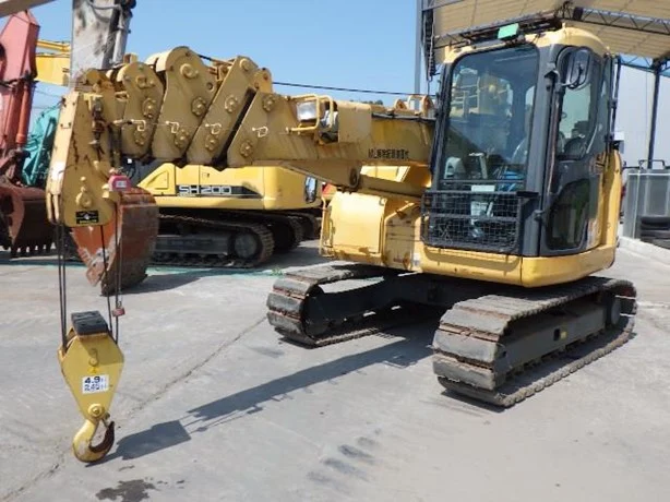 2013 MAEDA LC785-8