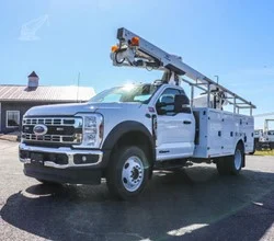 2024 VERSALIFT SST36NE MOUNTED ON FORD F550