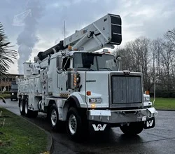 2011 Altec AH85A MOUNTED ON 2011 WESTERN STAR 4900TS