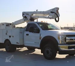 2019 ALTEC AT40G MOUNTED ON 2019 FORD F550
