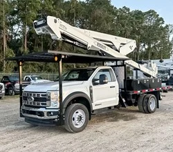 2022 Versalift VST52MHI MOUNTED ON 2023 FORD F600