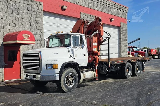 1994 FASSI F330.23 MOUNTED ON 1994 FORD L9000